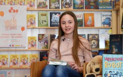 Viktoria Lex (6d) liest anlässlich des Welttags des Buches