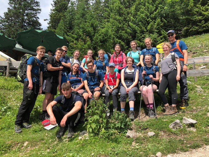 Der Weg ist das Ziel – Gymnasiasten auf Hüttentour in den Alpen